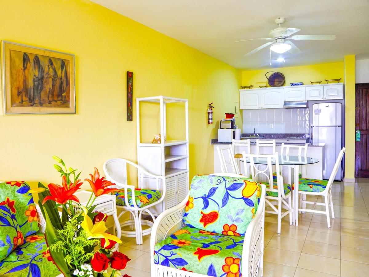 Nautibeach Beach Front Condos In North Beach Isla Mujeres Extérieur photo